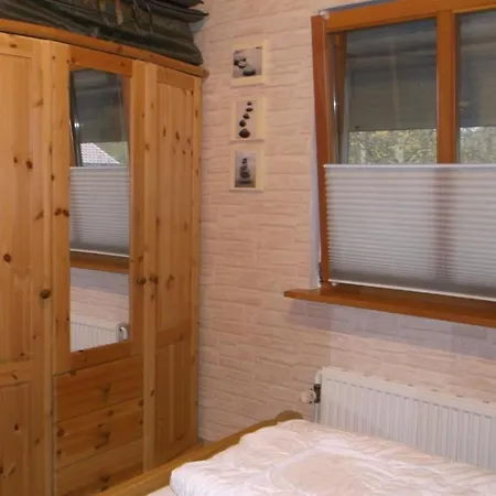 Fuer 2 Personen 3 Ca 70 Qm In Jade-sehestedt, Nordseekueste Deutschland Butjadingen Feriehus *